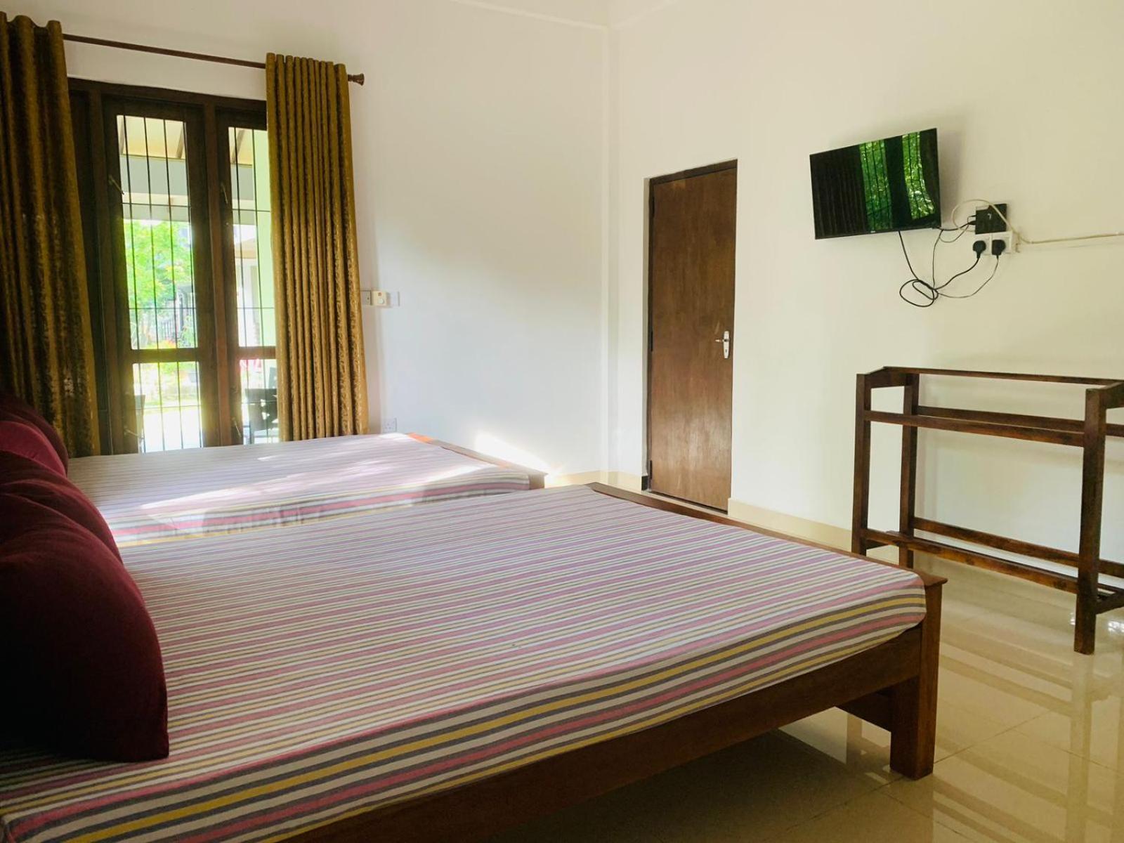 The Paramount Lodge Polonnaruwa Eksteriør billede