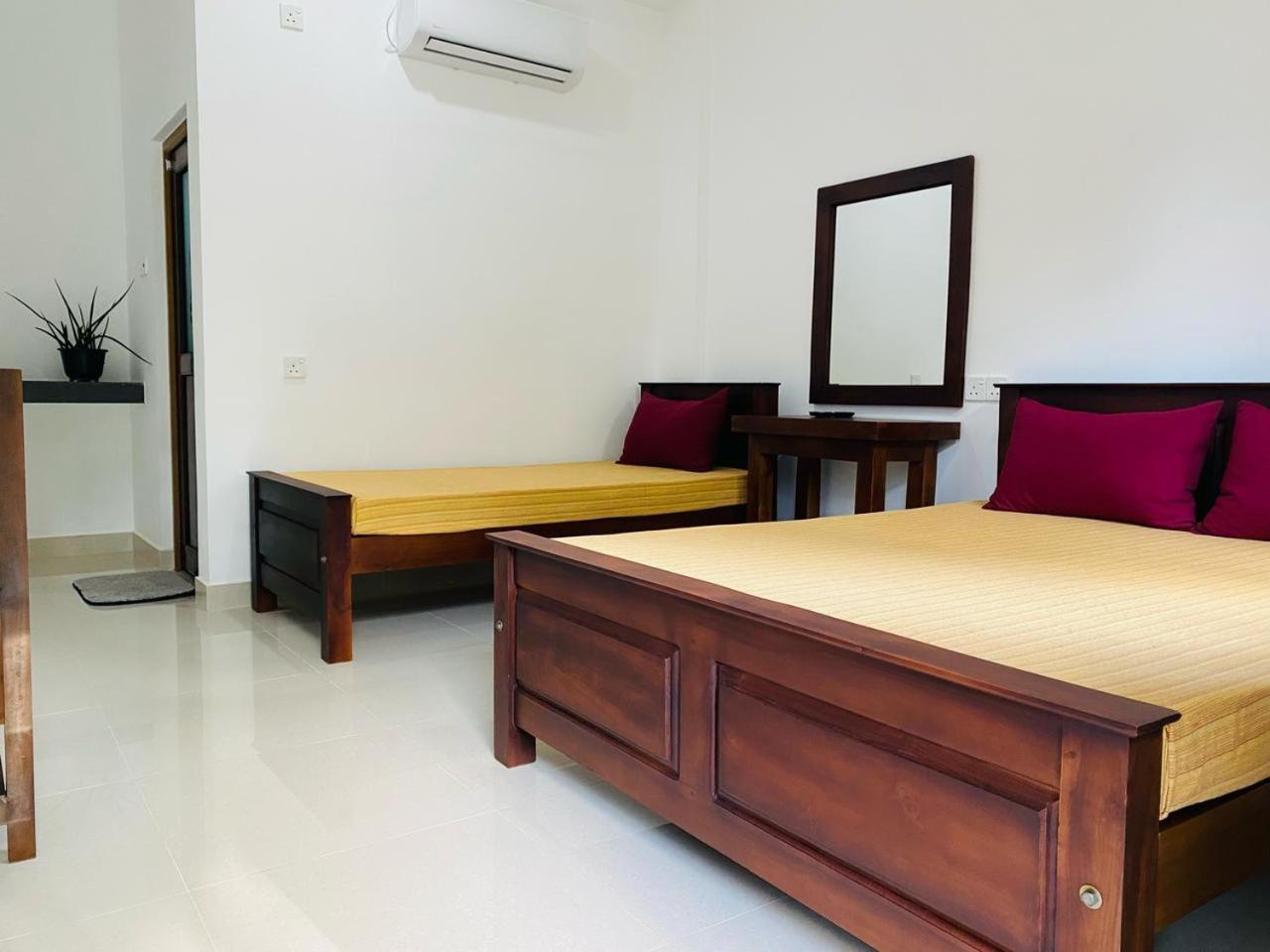 The Paramount Lodge Polonnaruwa Eksteriør billede