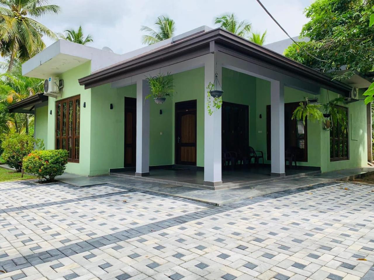 The Paramount Lodge Polonnaruwa Eksteriør billede