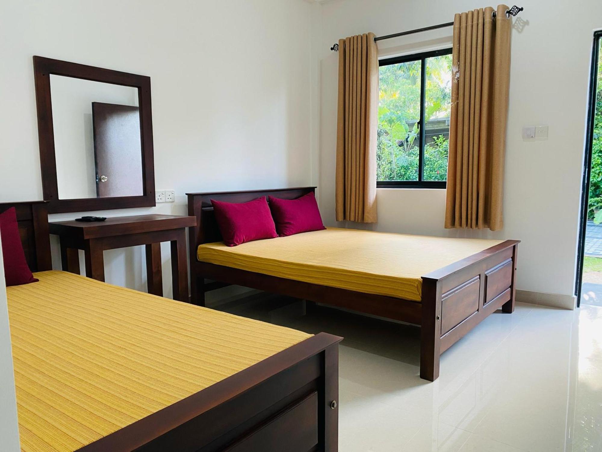 The Paramount Lodge Polonnaruwa Eksteriør billede